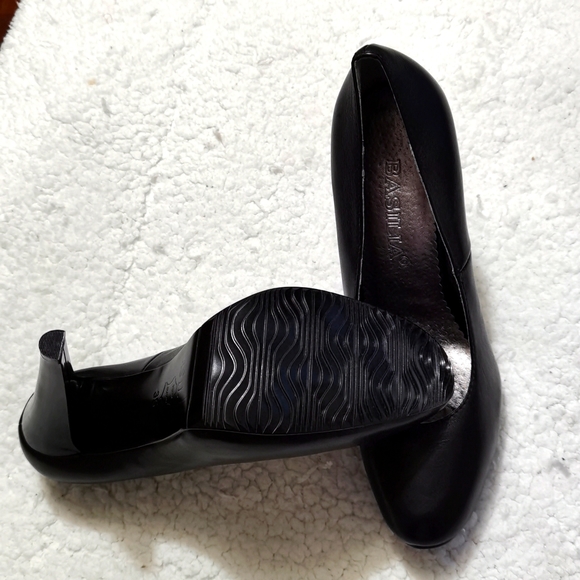 Brand new black high heel platform leather shoes - Picture 4 of 5